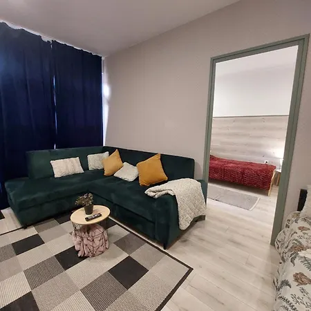 Akacvirag Airport Bogi アパート デブレツェン