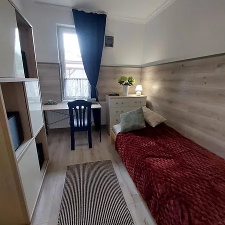 Akacvirag Airport Bogi * デブレツェン